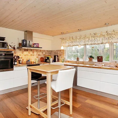 Three-bedroom Holiday In Laeso 6 度假居 Østerby